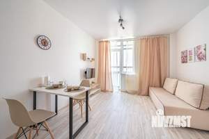 1-к квартира, посуточно, 43м2, 1/1 этаж