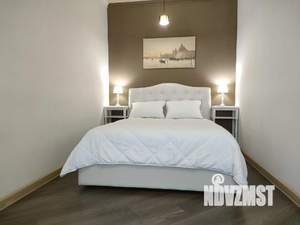 2-к квартира, посуточно, 50м2, 1/1 этаж