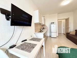 Студия квартира, посуточно, 33м2, 12/25 этаж