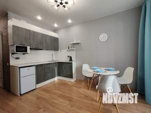 1-к квартира, посуточно, 35м2, 4/25 этаж