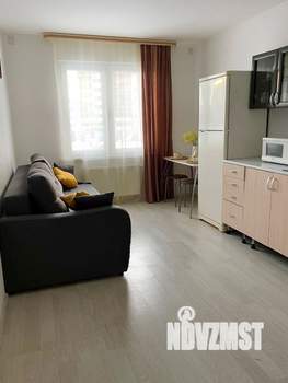 1-к квартира, посуточно, 32м2, 3/18 этаж