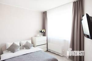 2-к квартира, посуточно, 70м2, 26/32 этаж