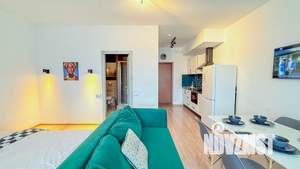 1-к квартира, посуточно, 42м2, 7/31 этаж