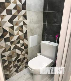 2-к квартира, посуточно, 70м2, 1/10 этаж