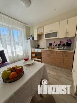 1-к квартира, посуточно, 50м2, 1/1 этаж