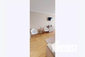 1-к квартира, посуточно, 39м2, 11/16 этаж