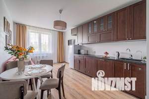 2-к квартира, посуточно, 82м2, 7/25 этаж