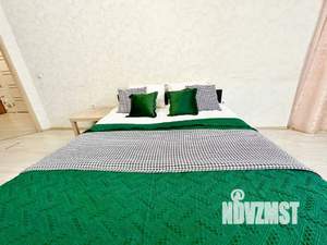 1-к квартира, посуточно, 46м2, 4/20 этаж