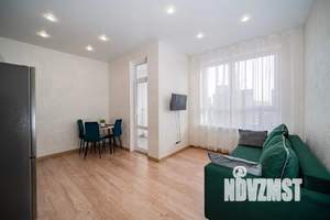 Студия квартира, посуточно, 28м2, 19/23 этаж
