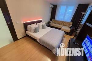 1-к квартира, посуточно, 43м2, 14/18 этаж