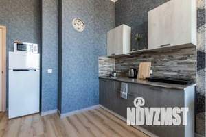 1-к квартира, посуточно, 40м2, 11/16 этаж