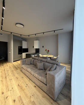 2-к квартира, на длительный срок, 79м2, 12/52 этаж