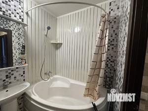 2-к квартира, посуточно, 42м2, 1/25 этаж