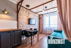 2-к квартира, посуточно, 42м2, 23/32 этаж