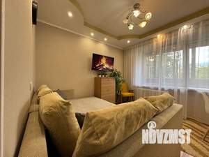 1-к квартира, посуточно, 42м2, 3/9 этаж