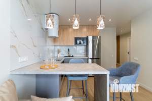 2-к квартира, посуточно, 45м2, 19/35 этаж