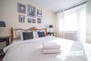 2-к квартира, посуточно, 63м2, 1/1 этаж