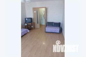 1-к квартира, посуточно, 47м2, 15/16 этаж