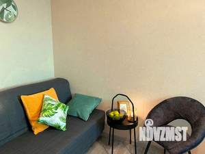 1-к квартира, посуточно, 38м2, 13/16 этаж