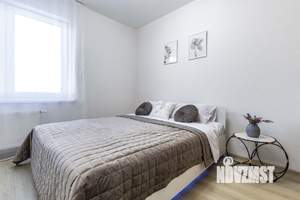 Студия квартира, посуточно, 32м2, 15/25 этаж