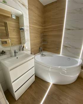 3-к квартира, на длительный срок, 130м2, 23/25 этаж