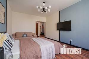 1-к квартира, посуточно, 42м2, 6/25 этаж