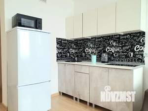 1-к квартира, посуточно, 38м2, 13/27 этаж