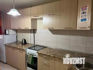 1-к квартира, посуточно, 33м2, 4/9 этаж