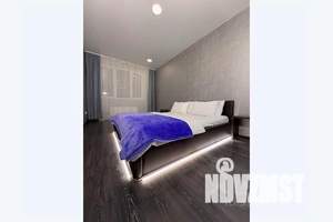 1-к квартира, посуточно, 49м2, 25/35 этаж