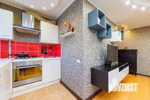 3-к квартира, посуточно, 72м2, 1/1 этаж