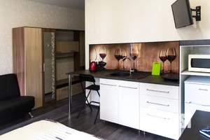 Студия квартира, посуточно, 28м2, 6/9 этаж