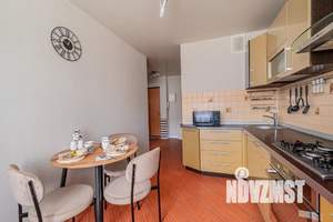 1-к квартира, посуточно, 35м2, 3/10 этаж