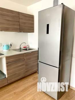 Студия квартира, посуточно, 30м2, 23/25 этаж