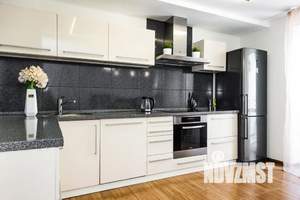 2-к квартира, посуточно, 65м2, 7/19 этаж