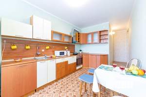 1-к квартира, посуточно, 50м2, 1/1 этаж