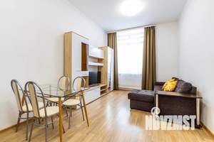 1-к квартира, посуточно, 43м2, 1/18 этаж