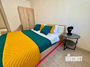 1-к квартира, посуточно, 52м2, 1/25 этаж