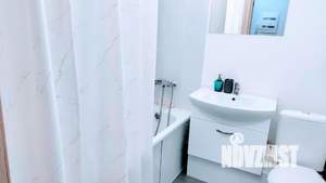 Студия квартира, посуточно, 35м2, 18/25 этаж
