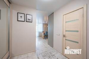 1-к квартира, посуточно, 45м2, 1/1 этаж