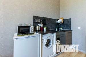 1-к квартира, посуточно, 40м2, 11/16 этаж