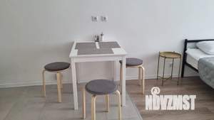 1-к квартира, посуточно, 37м2, 1/18 этаж