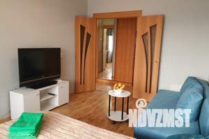 1-к квартира, посуточно, 37м2, 6/9 этаж