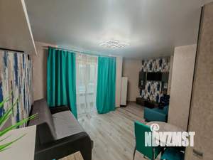 Студия квартира, посуточно, 28м2, 3/25 этаж