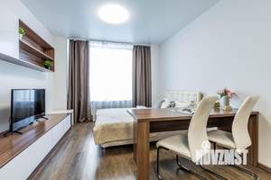 Студия квартира, посуточно, 35м2, 6/15 этаж