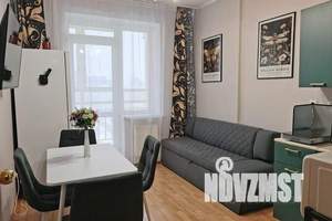 1-к квартира, посуточно, 36м2, 18/22 этаж