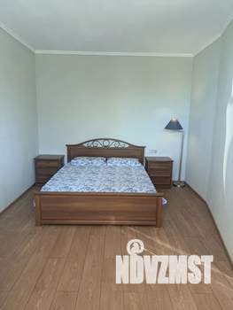 Студия квартира, посуточно, 55м2, 4/5 этаж