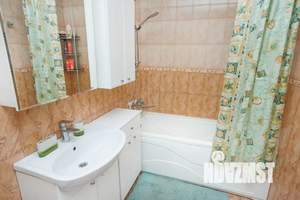 1-к квартира, посуточно, 45м2, 3/25 этаж