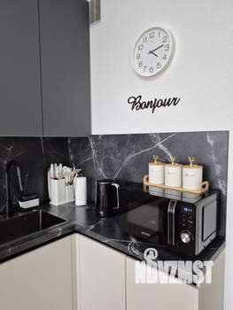 Студия квартира, посуточно, 35м2, 10/16 этаж