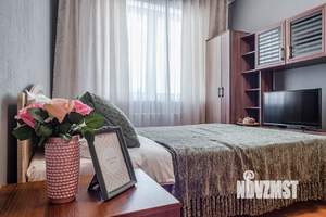 1-к квартира, посуточно, 40м2, 10/16 этаж