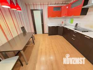 1-к квартира, посуточно, 49м2, 10/18 этаж